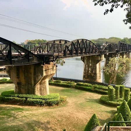 The Nine Guest House Kanchanaburi Dış mekan fotoğraf